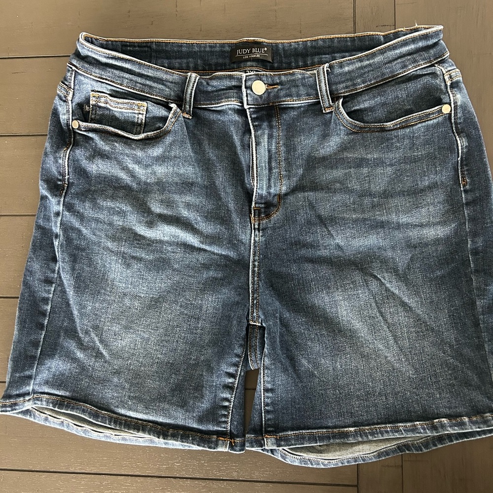 Judy Blue Casual Denim Shorts